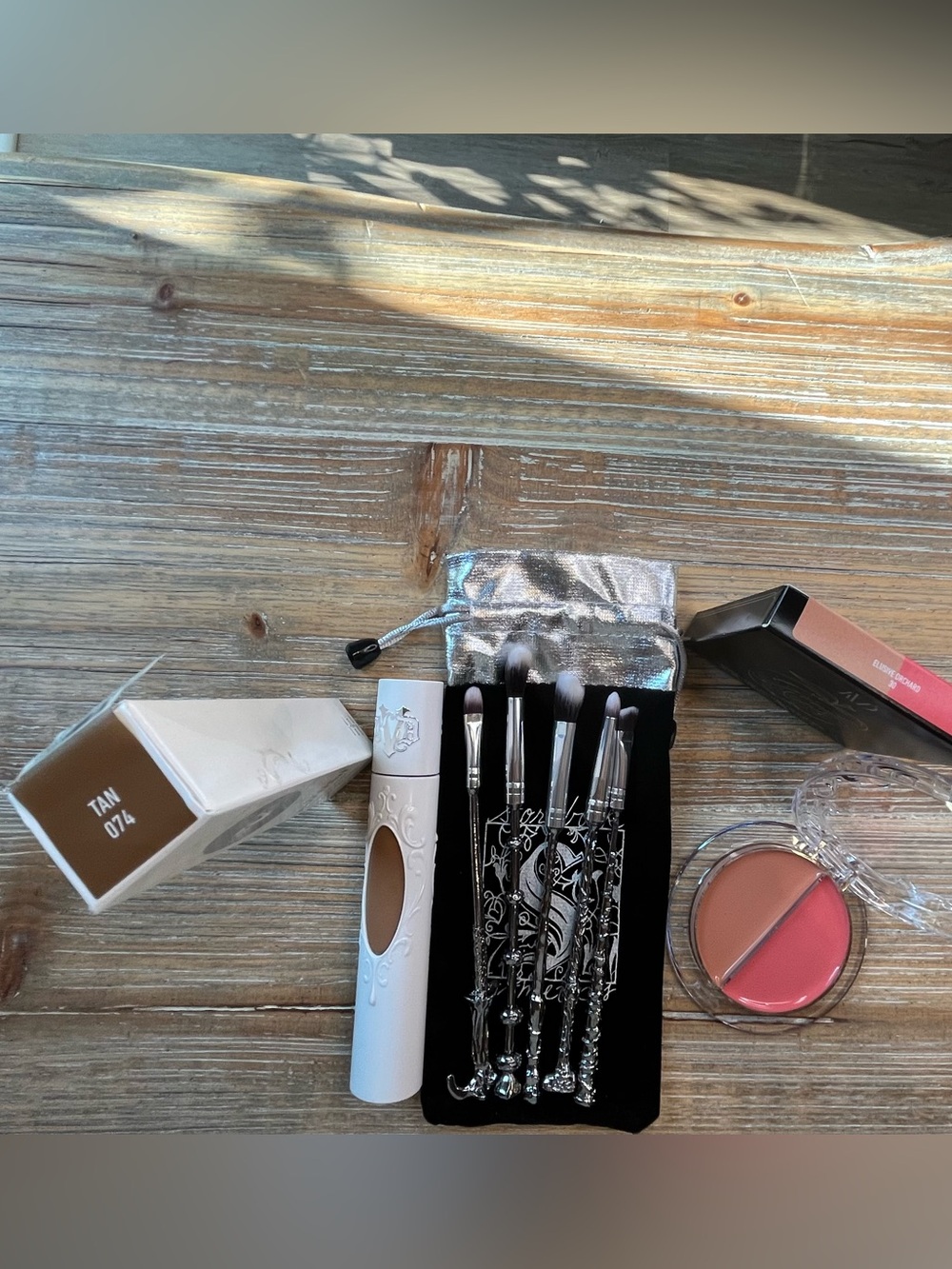 NEW KVD & Storybook Cosmetics Fairy Tale Makeup Bundle~Tan(074) - Picture 3 of 8